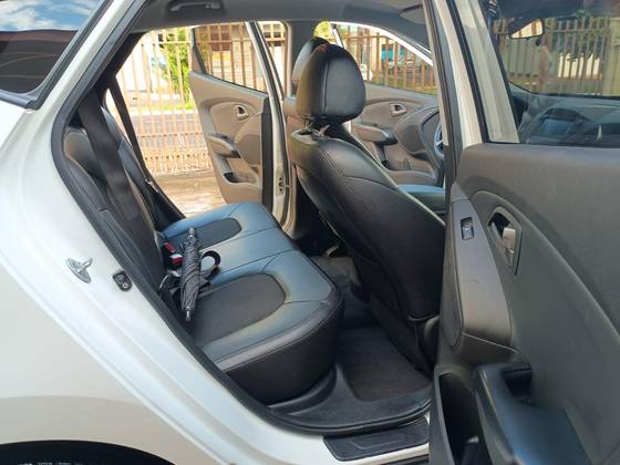 HYUNDAI IX35 2.0 MPFI GL 16V FLEX 4P AUTOMÁTICO HYUNDAI IX35 2.0 MPFI GL 16V FLEX 4P AUTOMÁTICO